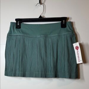 Women's Pleated Mini Skirt With Shorts - Green